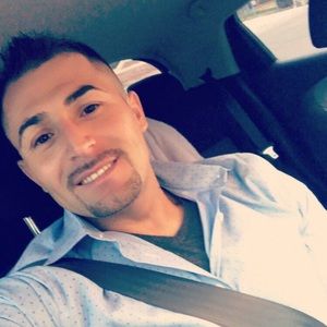 Meet your Posher, Roberto